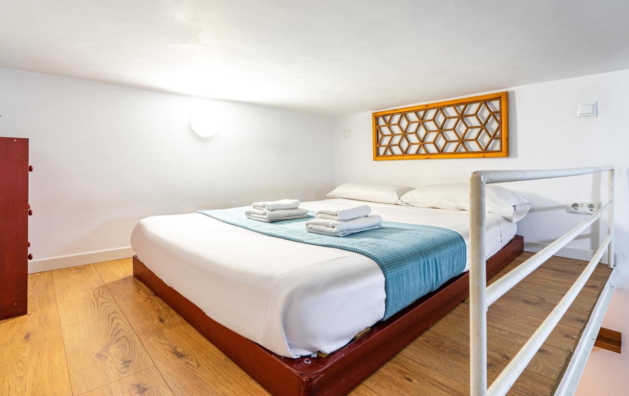 All You Need In The Historic Center Madrid Extérieur photo